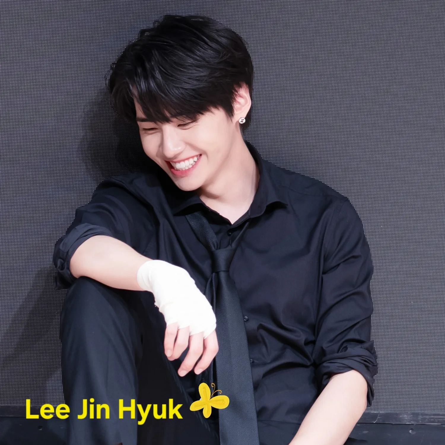A moment captured by Lee Jinhyuk's fan
