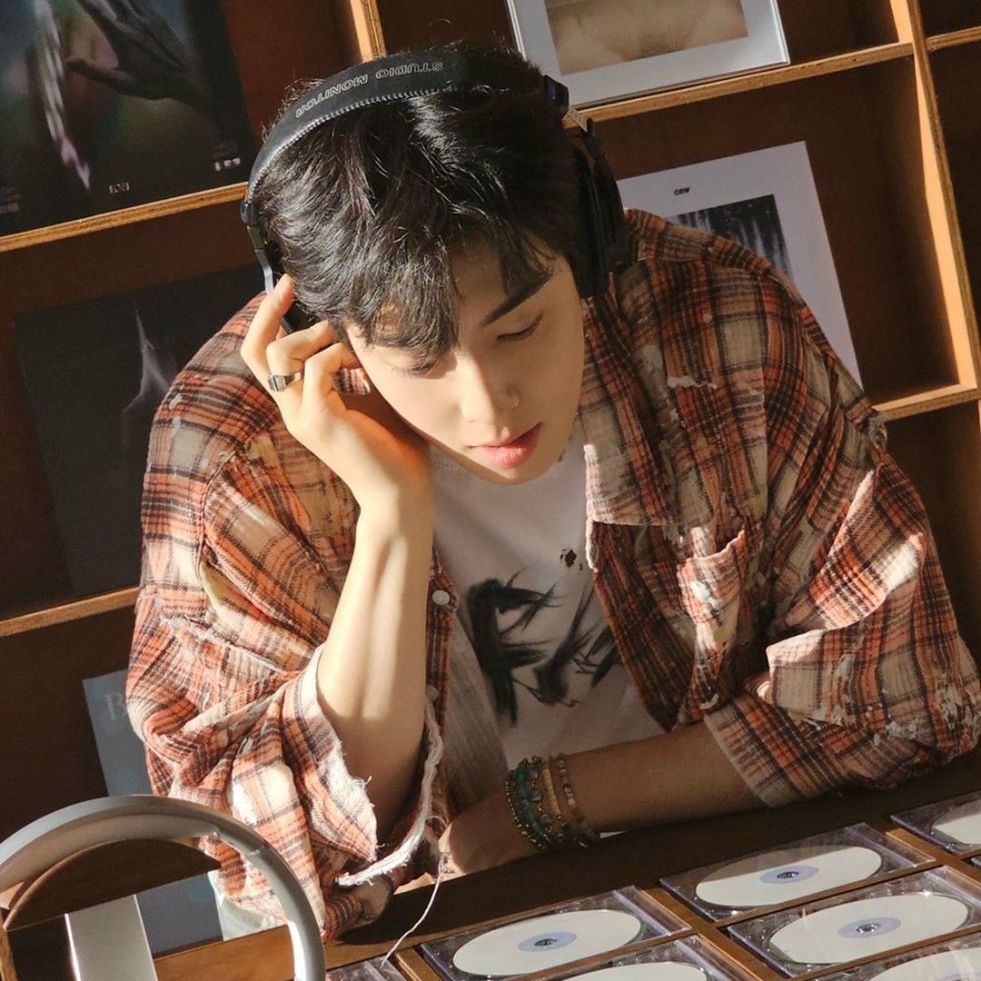 Behind-the-scenes cut of Eunwoo (ASTRO)