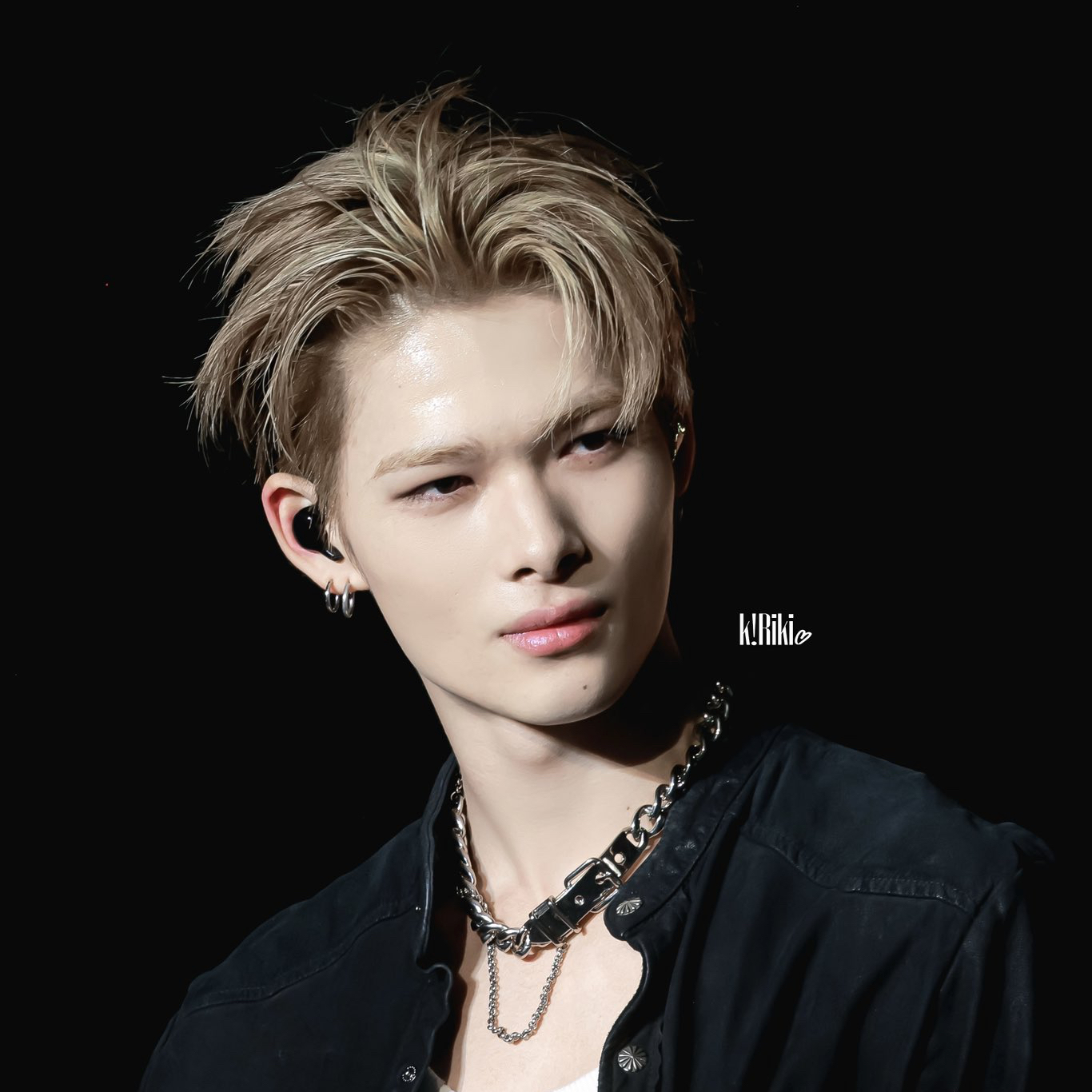 ニキ (ENHYPEN)の舞台裏ショット