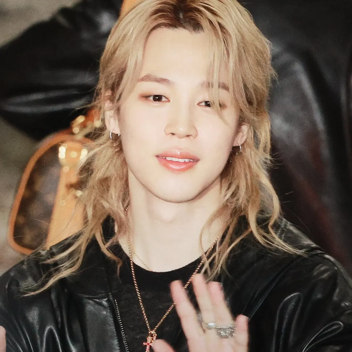 A moment captured by Jimin (BTS)'s fan