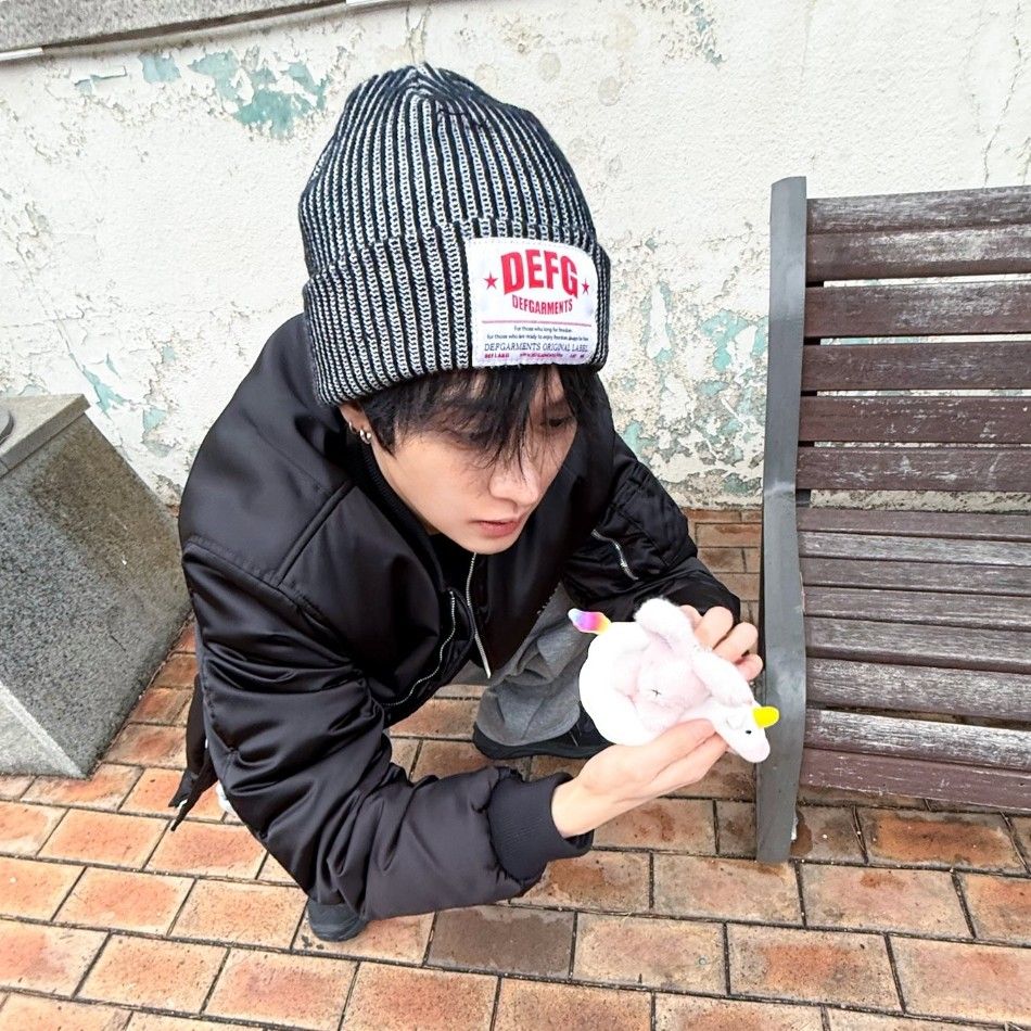 Lee Know (Stray Kids)粉丝拍下的瞬间