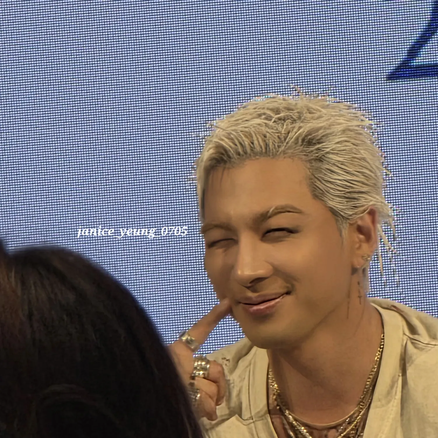 Behind-the-scenes cut of Taeyang (BIGBANG)