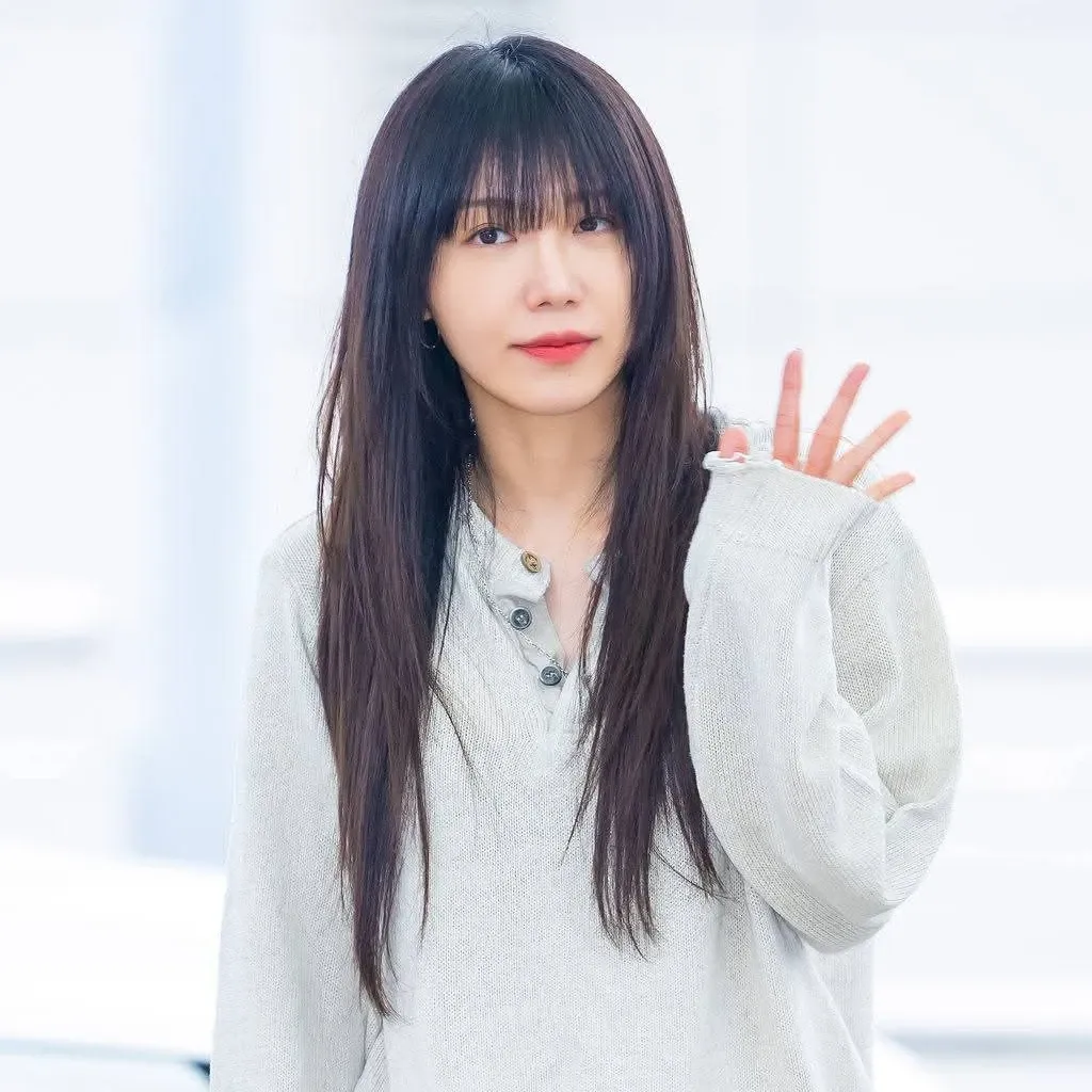 Behind-the-scenes cut of Jeong Eunji (Apink)