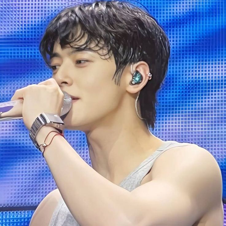 Behind-the-scenes cut of Eunwoo (ASTRO)