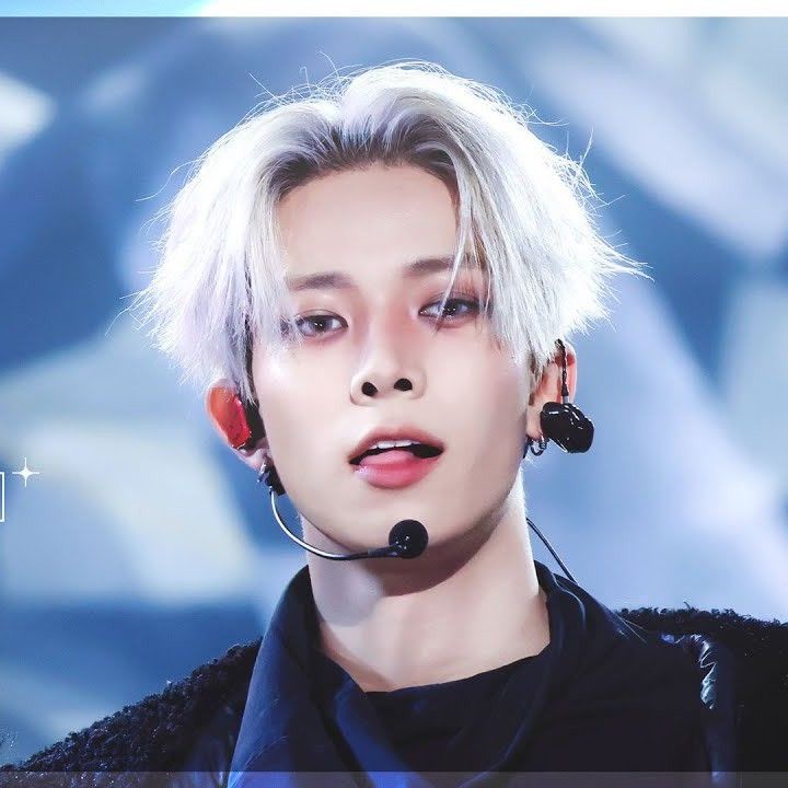 Behind-the-scenes cut of Heeseung (ENHYPEN)