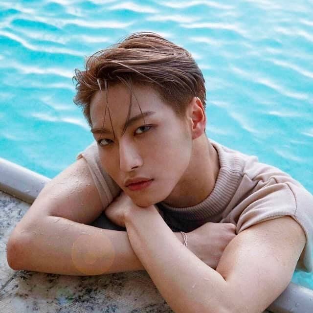 에이티즈의 비하인드 컷