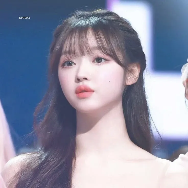 Yooa (OH MY GIRL)的幕后花絮