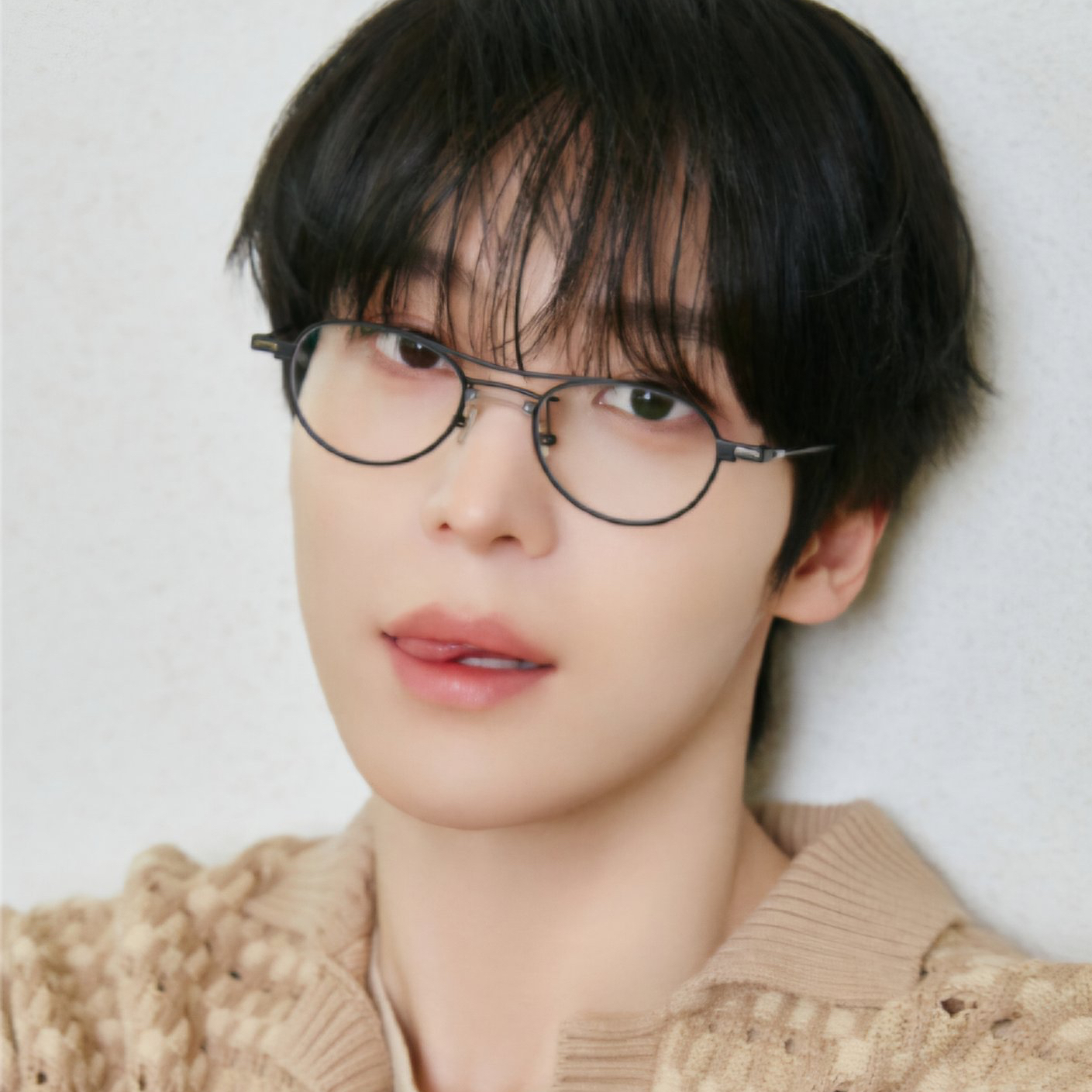 Behind-the-scenes cut of Yunho (ATEEZ)
