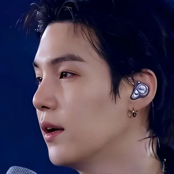 Potret di balik layar SUGA (BTS)