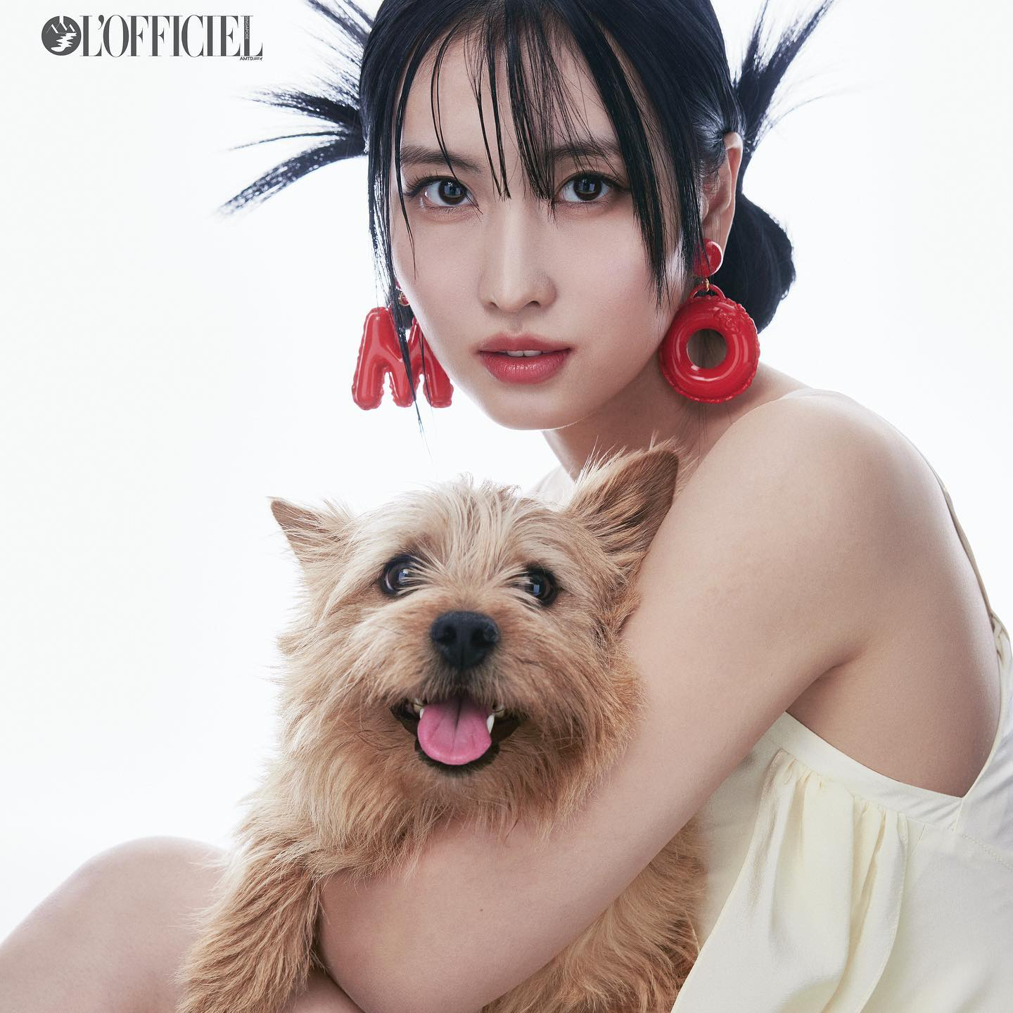 Foto terbaru Momo (TWICE)