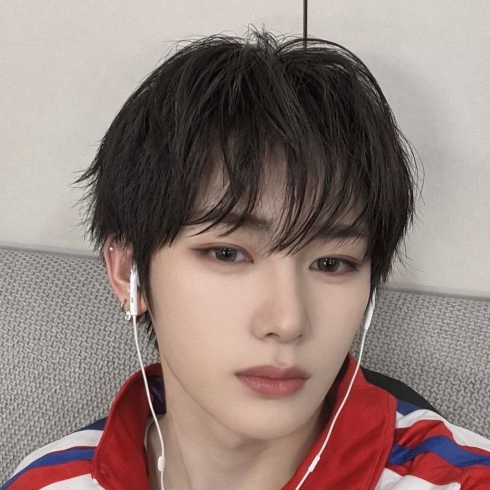 Behind-the-scenes cut of Zhou Anxin (ALPHA DRIVE ONE)