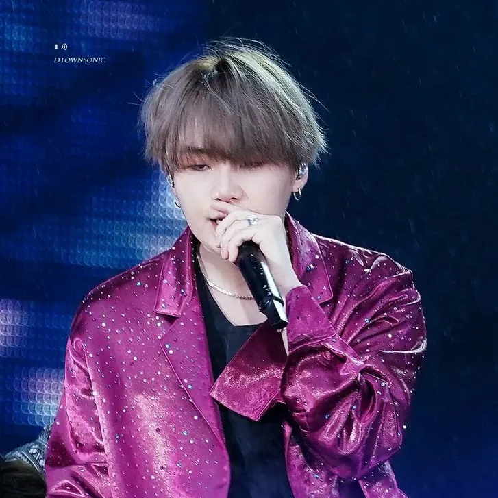 SUGA (BTS)の最新写真
