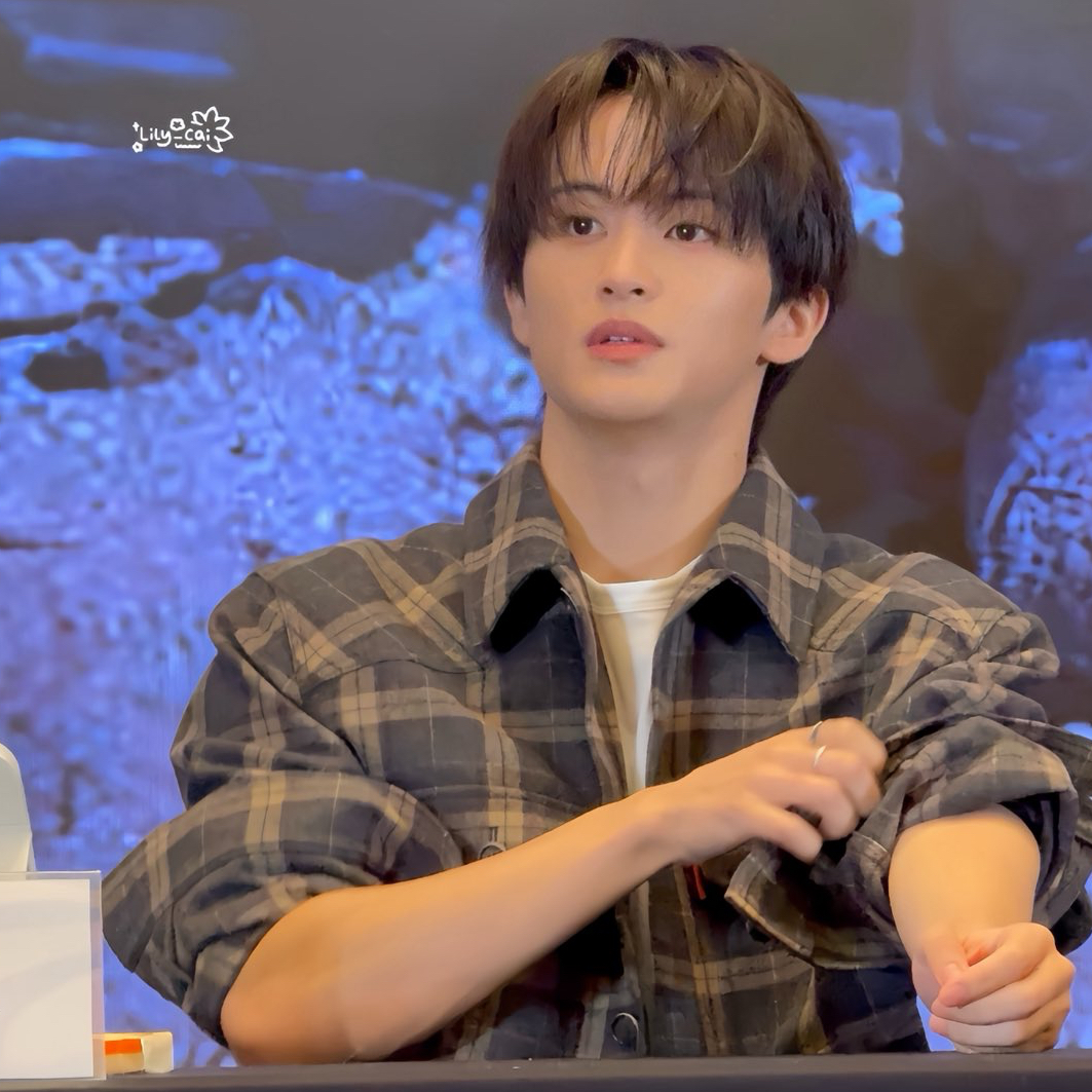 Mark (NCT 127, NCT DREAM)的幕后花絮