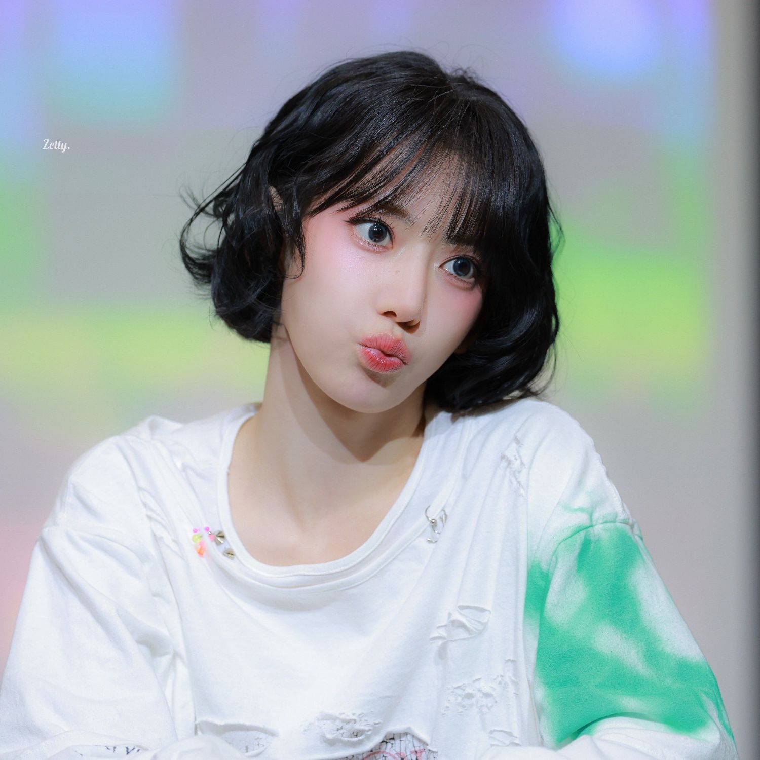 Latest photo of Sakura (LE SSERAFIM)