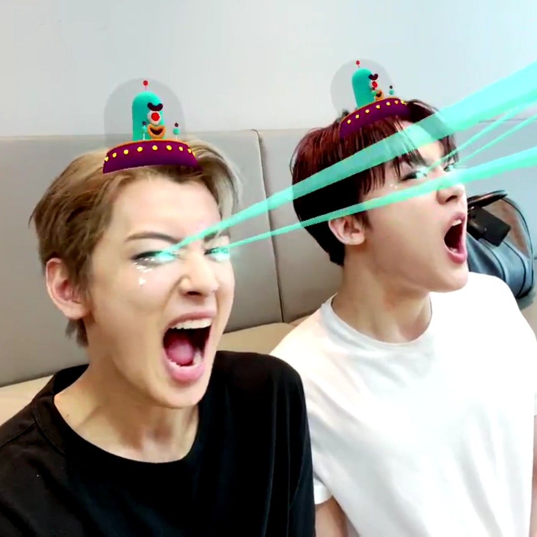 아스트로의 비하인드 컷