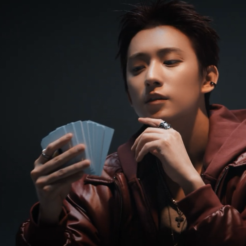 Behind-the-scenes cut of Gongchan (B1A4)