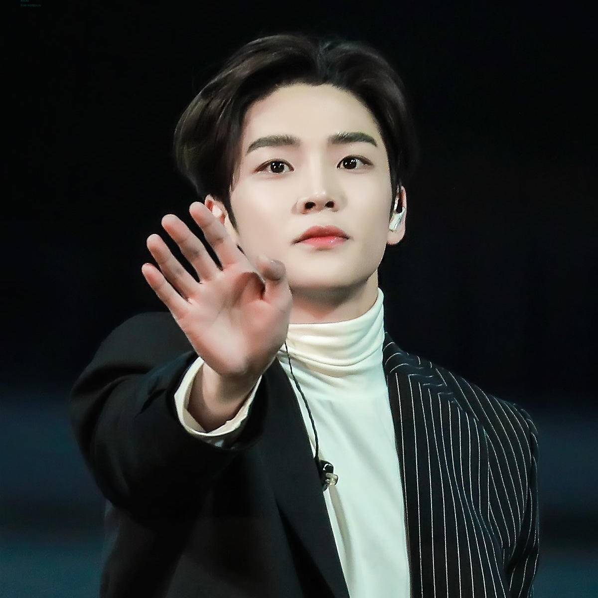 로운 팬이 찍은 순간