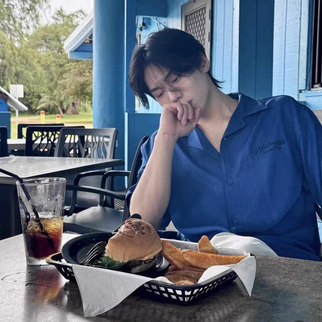 아스트로의 비하인드 컷