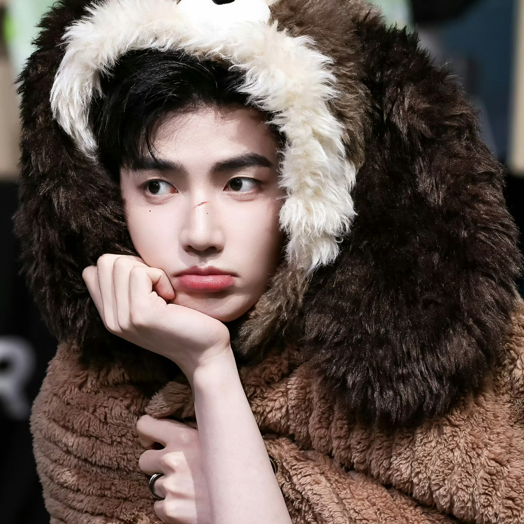 Behind-the-scenes cut of Zhang Hao (AND2BLE)