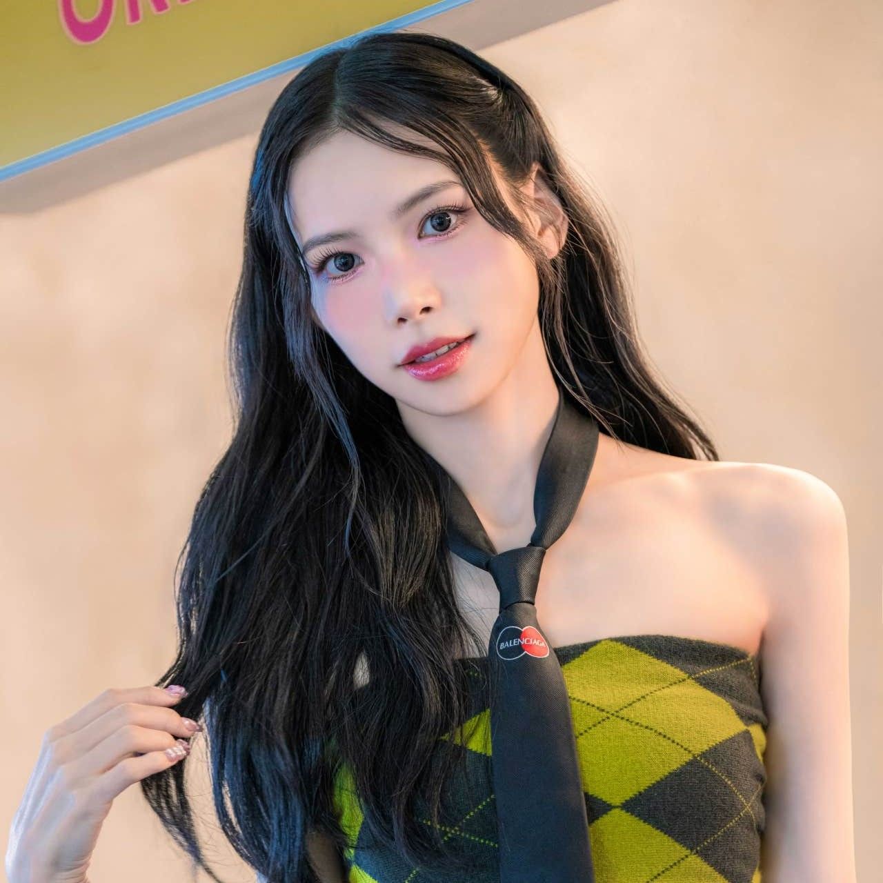 Latest photo of SECRET NUMBER