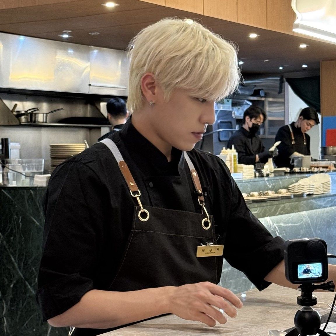 Behind-the-scenes cut of Park Woojin (AB6IX)