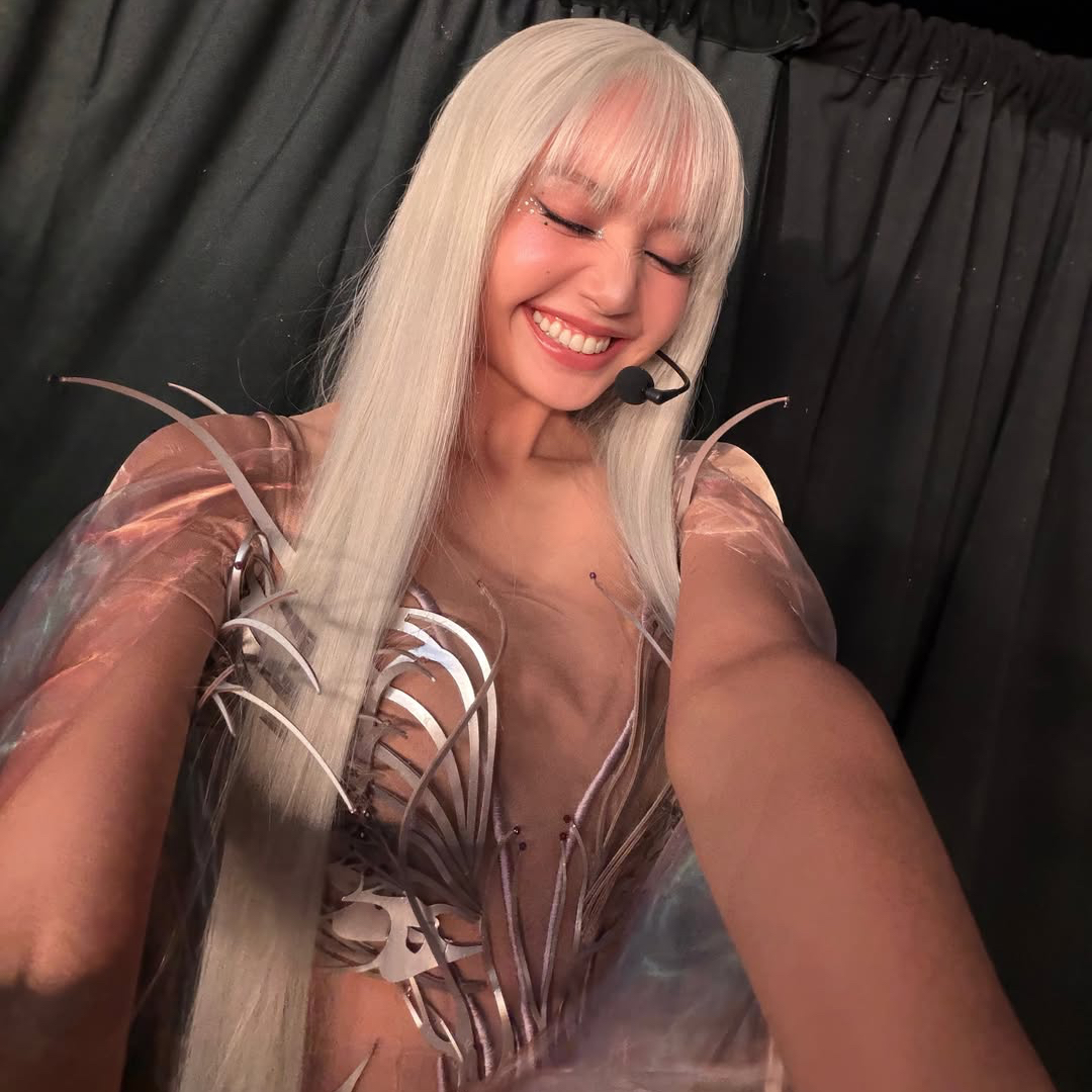 Potret di balik layar Lisa (BLACKPINK)