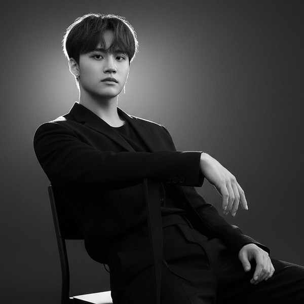 今天在最爱偶像中闪耀的Bic (MCND)代表照片