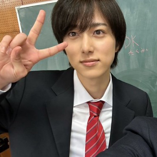 Behind-the-scenes cut of Ozaki Takumi (INI)