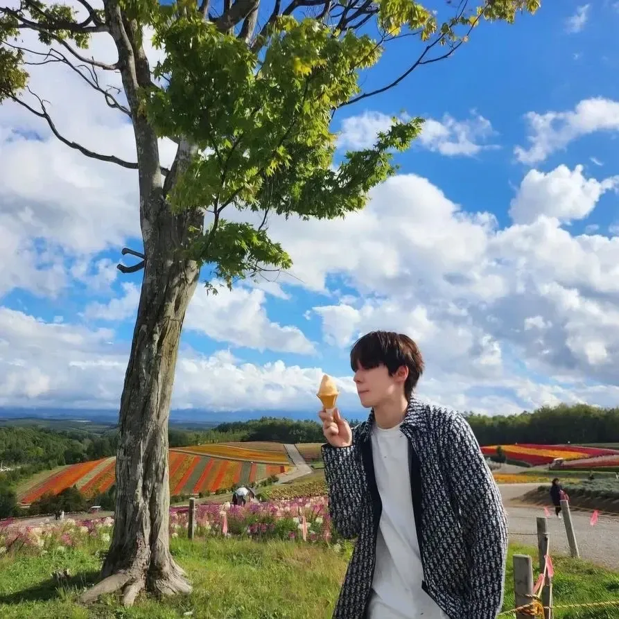 Recent activity shot of Yunho (ATEEZ)