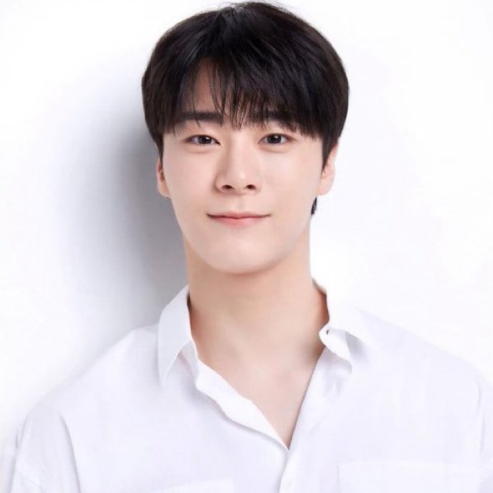 Latest photo of Moonbin (ASTRO)