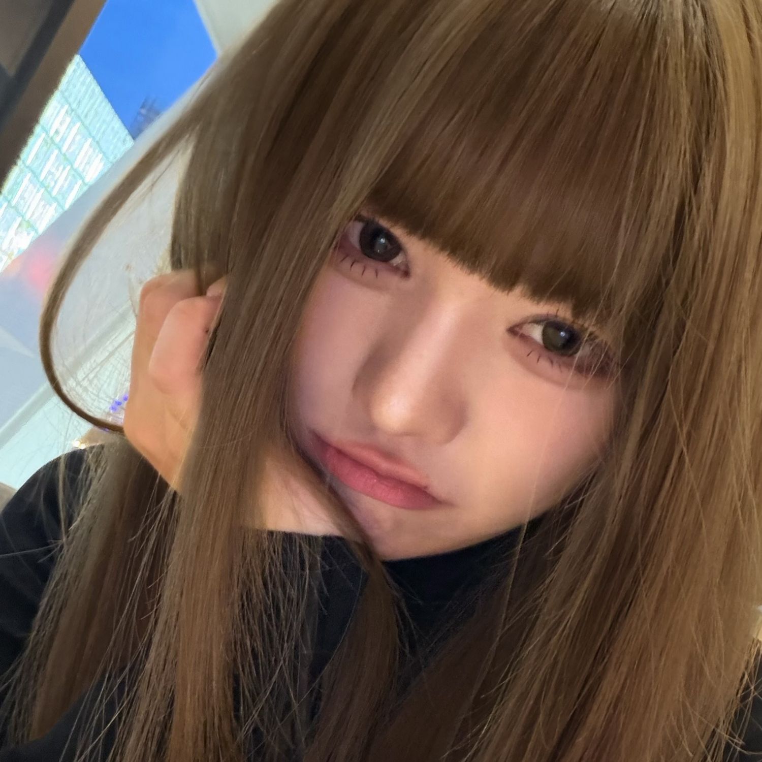 Latest photo of Serina (MADEIN)