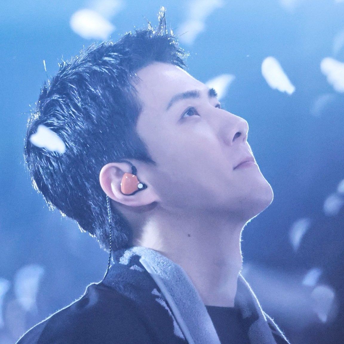 세훈 (EXO)의 비하인드 컷