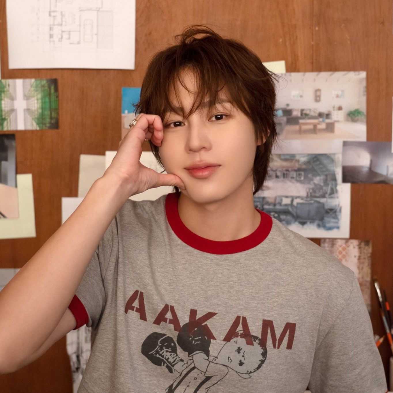 Behind-the-scenes cut of Ha Sungwoon