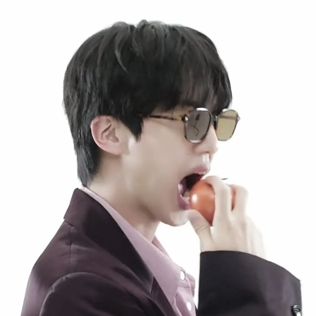 진 (방탄소년단)의 최신 사진