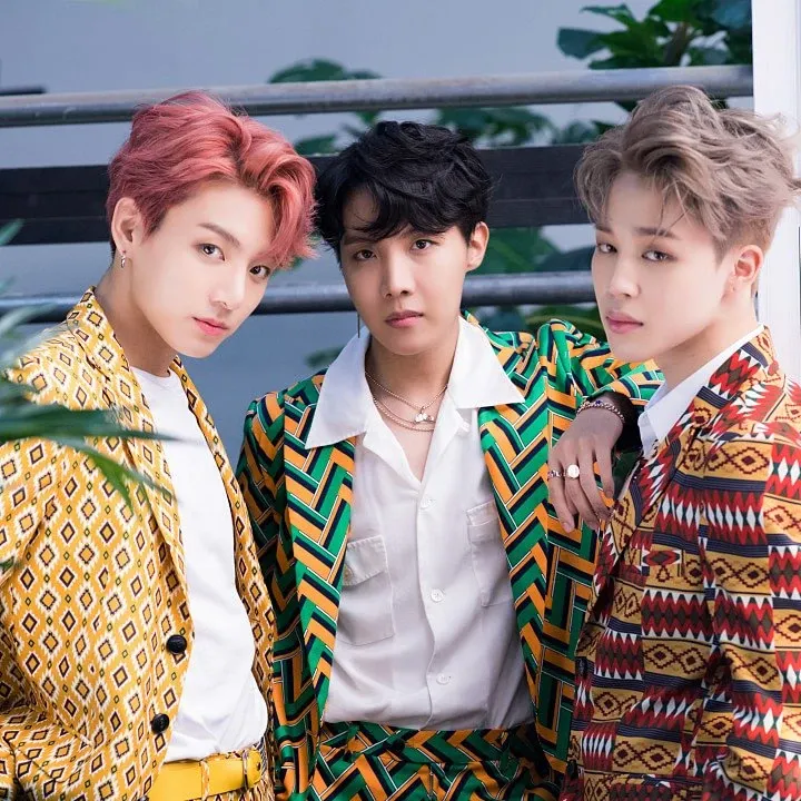 Foto aktivitas terbaru BTS