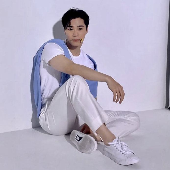 A moment captured by Moonbin (ASTRO)'s fan