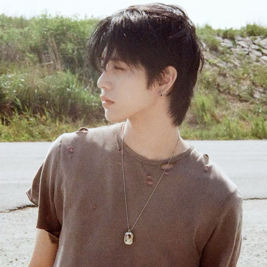 Behind-the-scenes cut of Taesan (BOYNEXTDOOR)