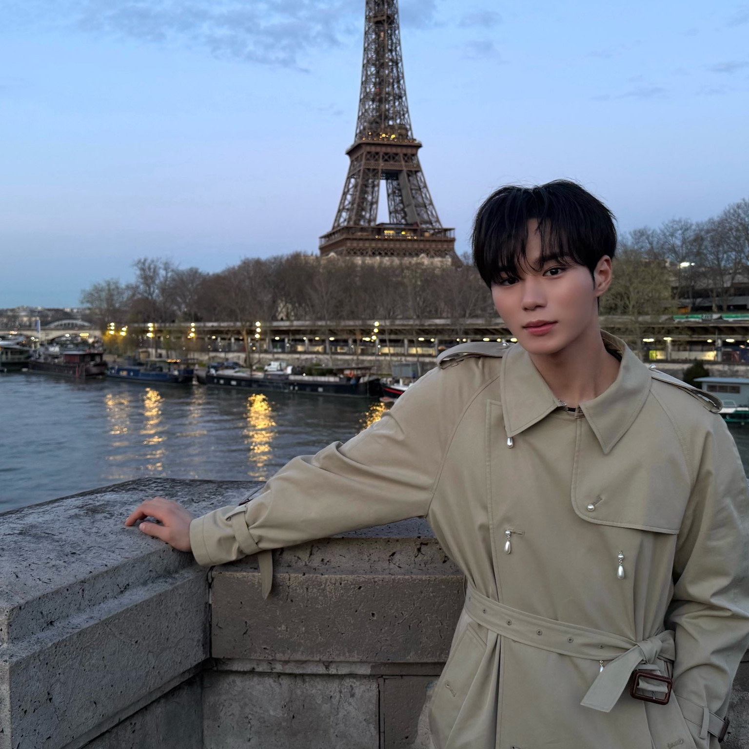 Behind-the-scenes cut of Kim Junseo (ALPHA DRIVE ONE)