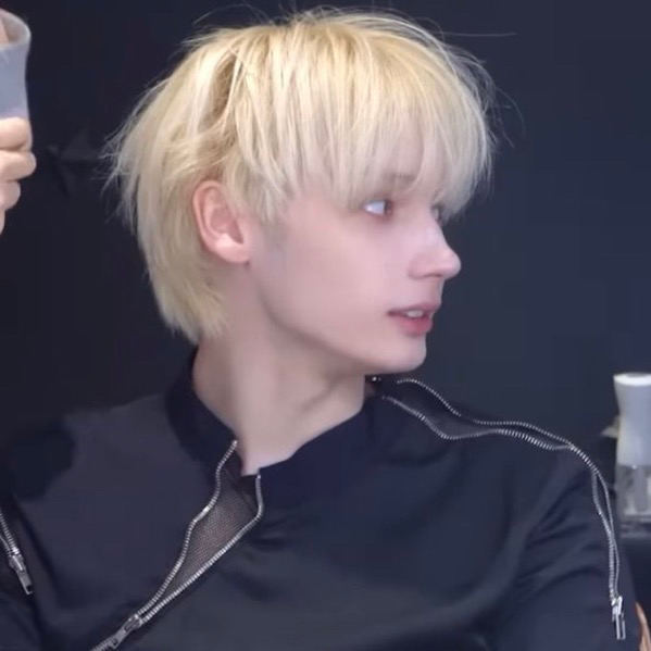 Behind-the-scenes cut of HueningKai (TOMORROW X TOGETHER)