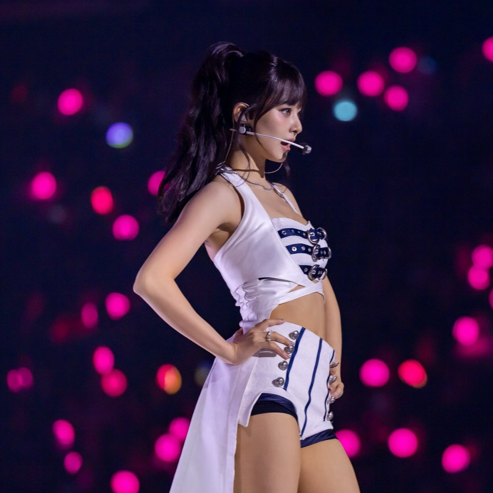 Potret di balik layar Tzuyu (TWICE)
