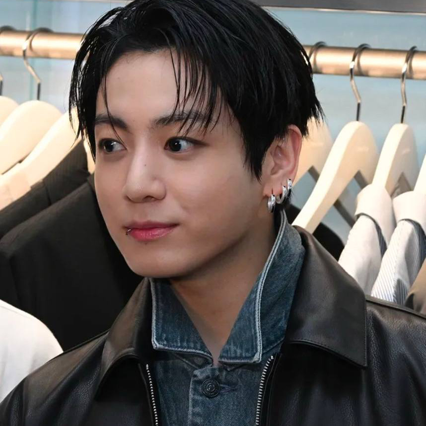 Foto terbaru Jungkook (BTS)