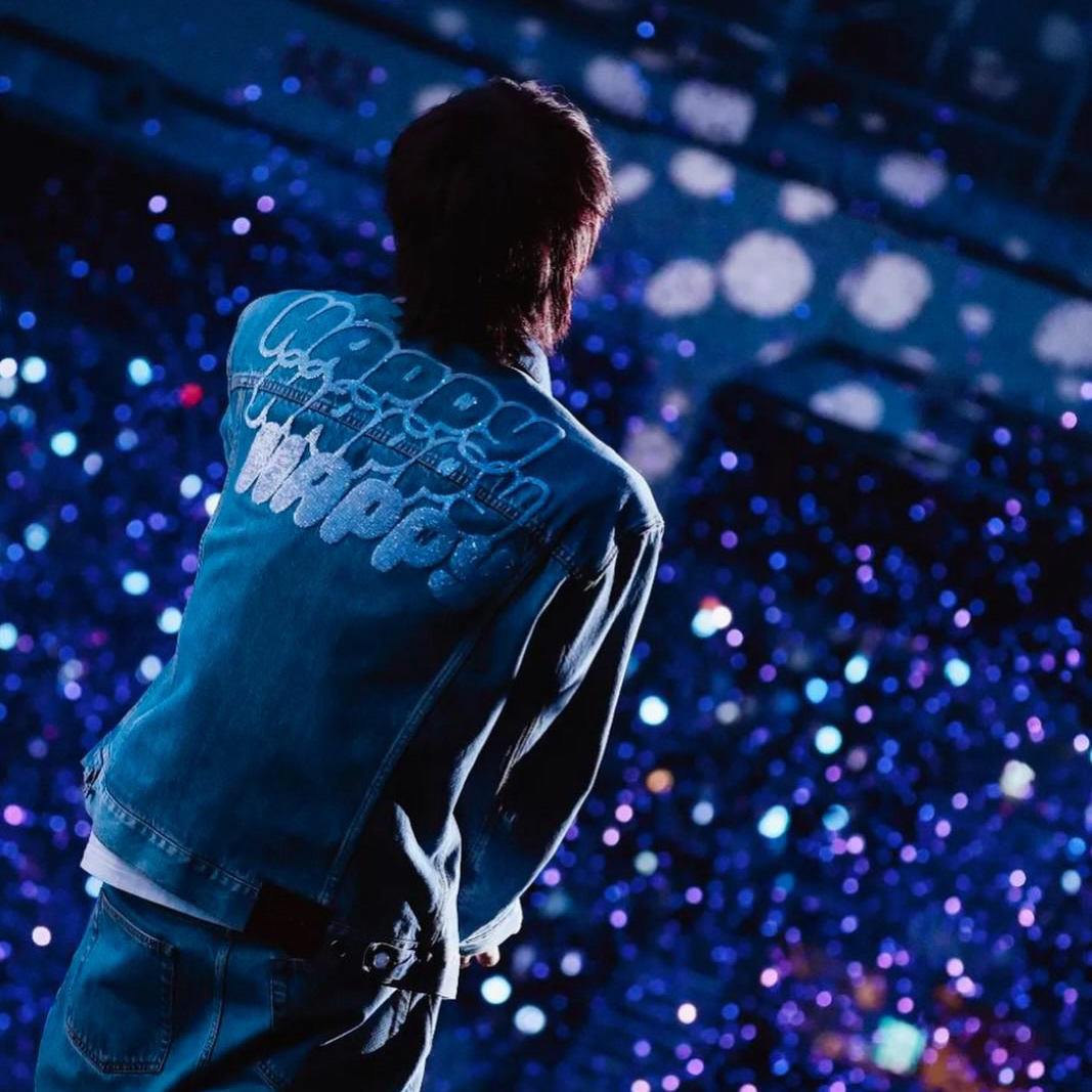 진 (방탄소년단)의 최신 사진