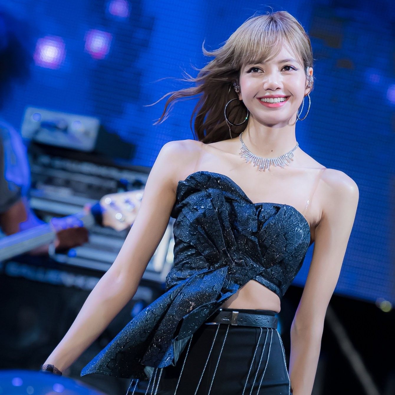 Foto aktivitas terbaru Lisa (BLACKPINK)