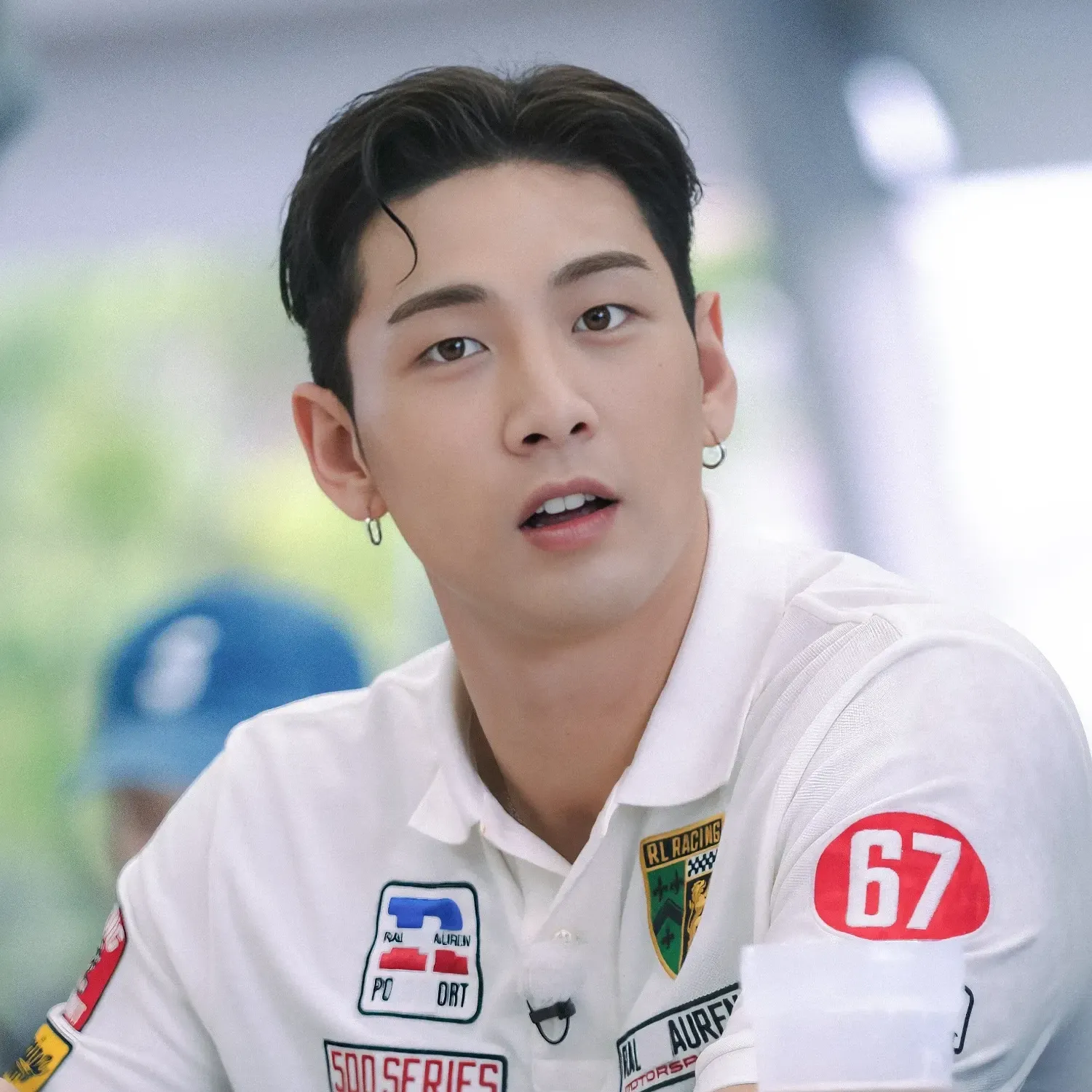 백호 최근 활동샷