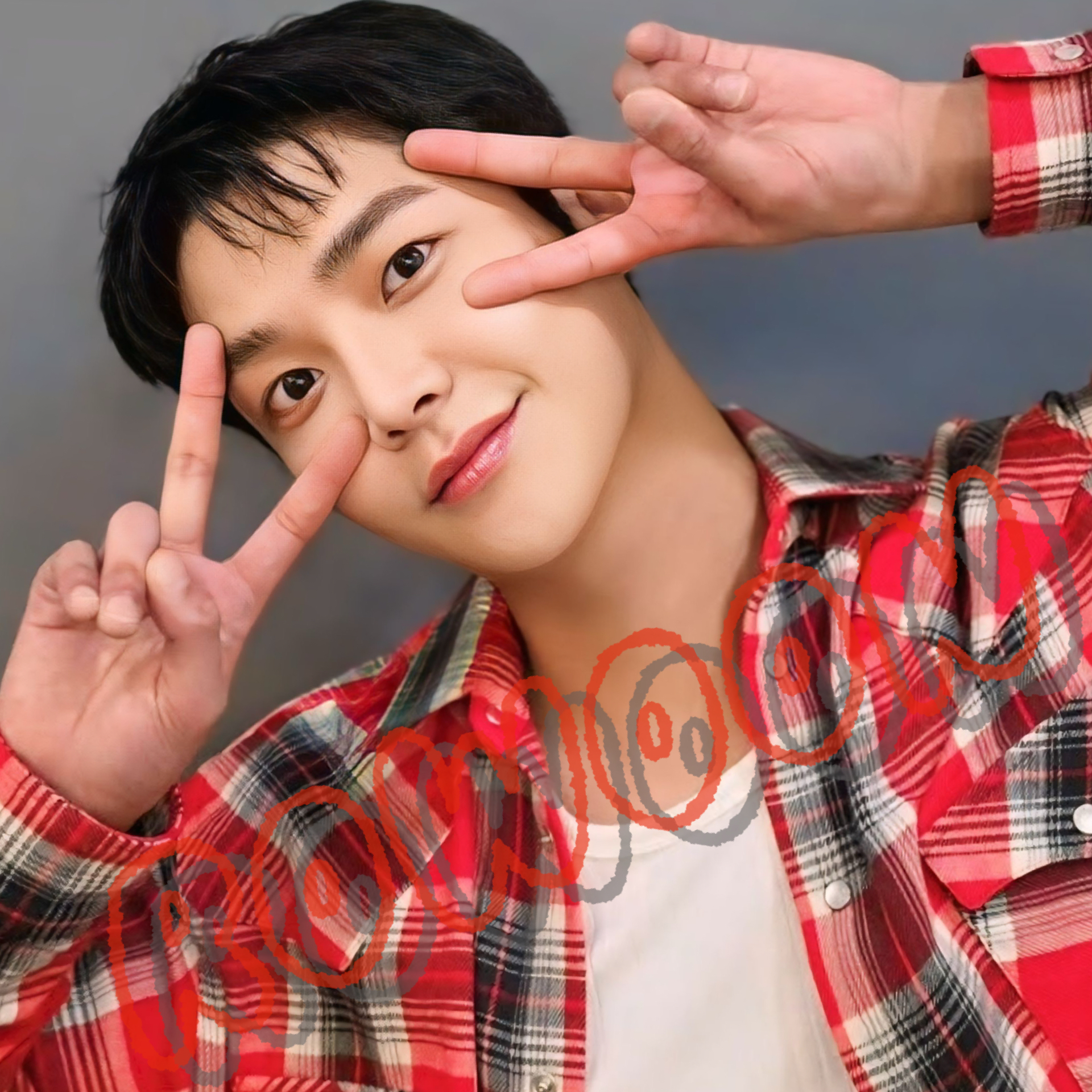 로운의 최신 사진