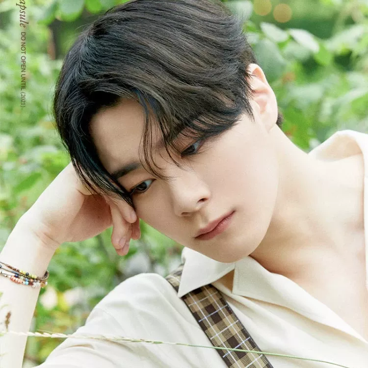 Latest photo of Moonbin (ASTRO)