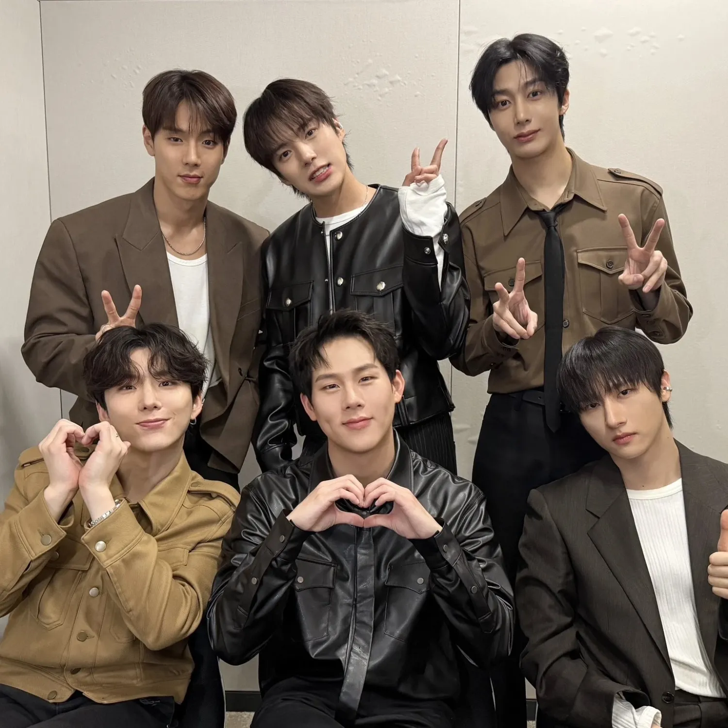 Foto aktivitas terbaru MONSTA X