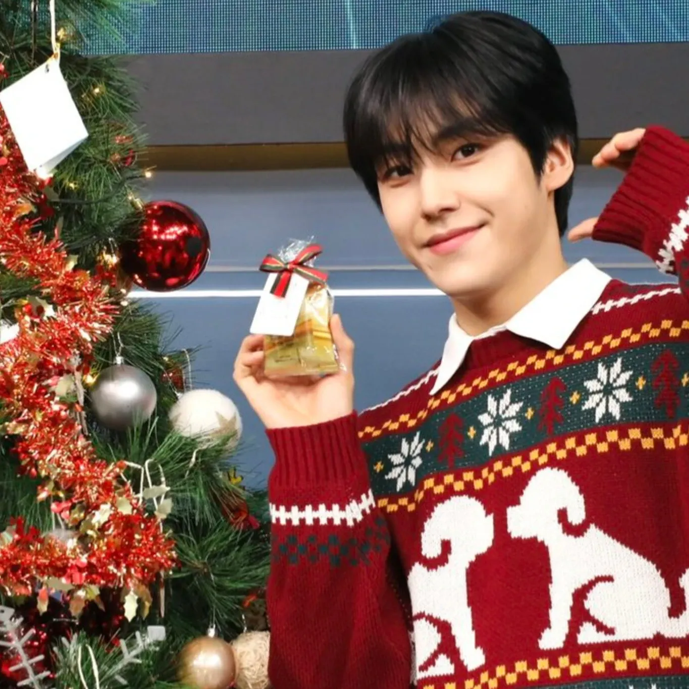 Recent activity shot of Lee Eunsang (YOUNITE)