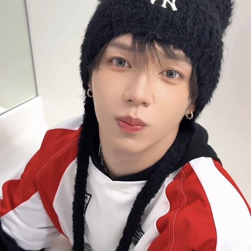 Latest photo of JL (AHOF)