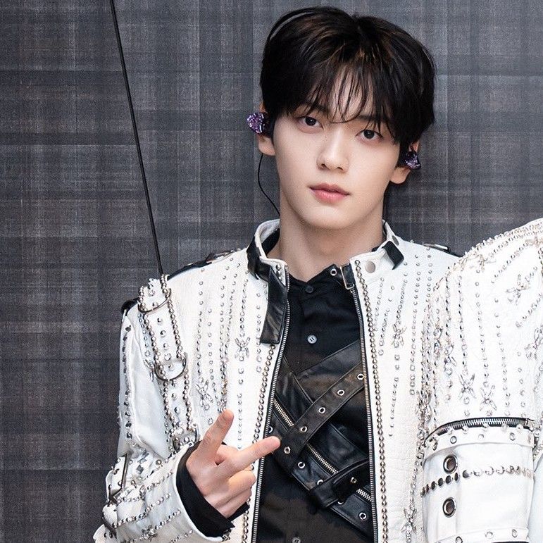 Recent activity shot of Soobin (TOMORROW X TOGETHER)